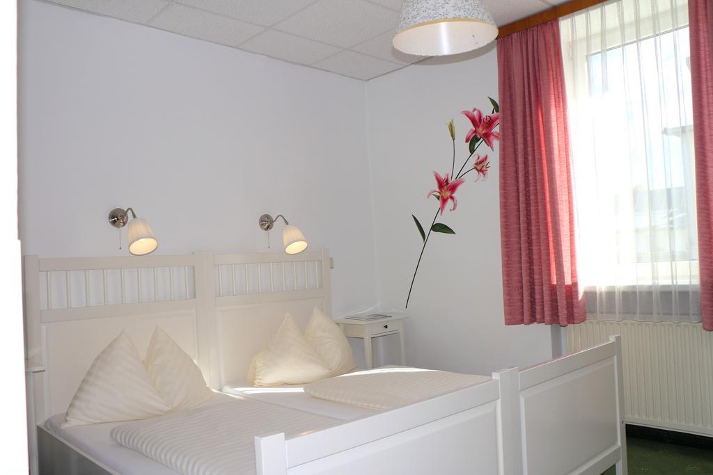 Hotel Gasthof Kasino Villach Habitación foto