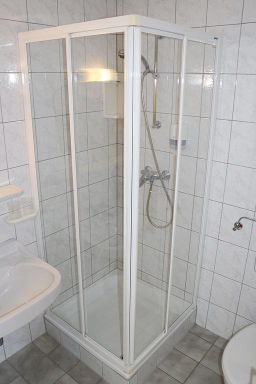 Hotel Gasthof Kasino Villach Habitación foto